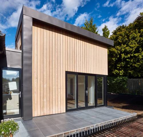 Contact andrew@andrewleephotographer.com