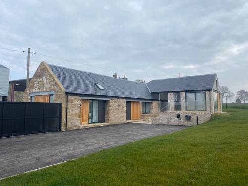 Featured-UpperKinneilFarm3