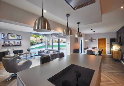 Contact andrew@andrewleephotographer.com